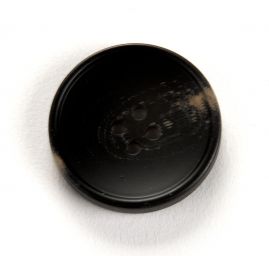 Knoflík plastový čtyřdírkový hnědý 46"