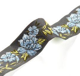 Stuha vyšívané květy sv. modrá/černá úzká