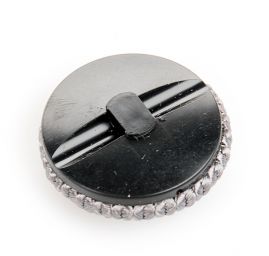 Gombík, priemer 28 mm