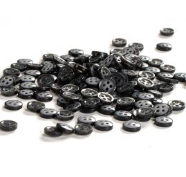 Knoflík plastový kulatý čtyřdírkový 14" antracit lesklý ck