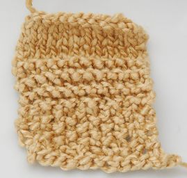 Hedvábná příze Marlen zlatobéžová