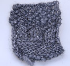 Směsová pletací příze šedostříbrná barva