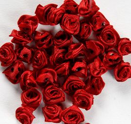 Látkový kvet ruže malá vínová