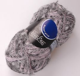 Směsová vlněná pletací příze růžovošedé barvy