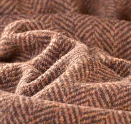 Látka na kabát vzor rybí kost hnědá