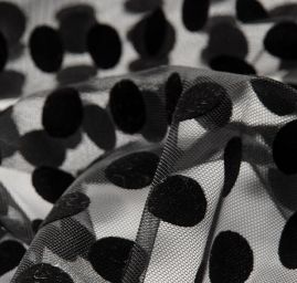 Tyl šatový sametový flock puntík velký černý