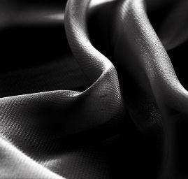 Žoržet jednobarevný hladký černý