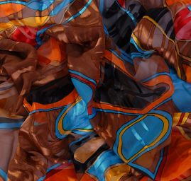 Hedvábný šifon abstraktní motiv hnědorezavý