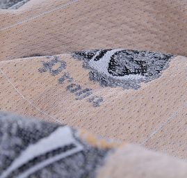 Pražské Jezulátko kupón černostříbrná/béžová