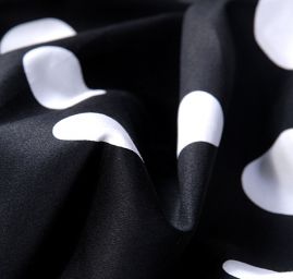 Pružná bavlněná látky vzor puntík bílá/černá