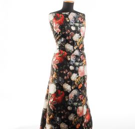 Dekorační látka květy menší na černém podkladě