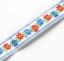 Folklórní stuha s květinovým vzorem bílomodrá