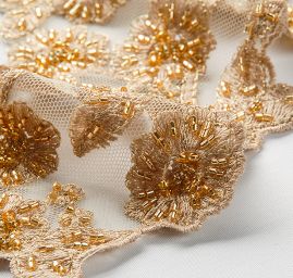 Krajková vsadka květinový vzor zlatobéžová