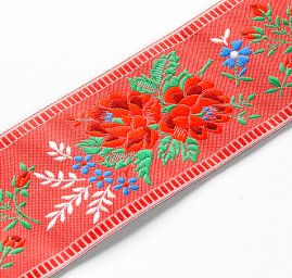 Stuha krojová vyšívaná černá 5cm 