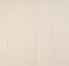 Len viskoza s plastickou aplikací režné barvy