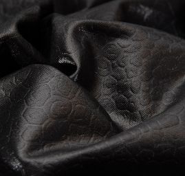 Imitace hadí kůže v černé barvě