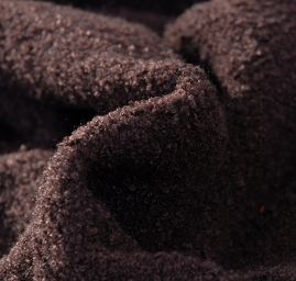 Buklé silný součkový úplet tmavě hnědý