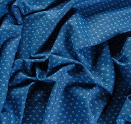 Riflovina imitace košilová látka drobné květy sv. modrá