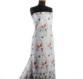 Viskozová letní látka s výšivkou květin bílá