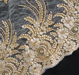 Krajka efektní lurexová výšivka zlatá/bílá II.jakost