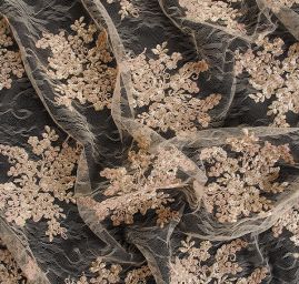 Krajka na vzorovém tylu květy béžová