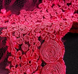 Krajka na vzorovém tylu květy starorůžová/fuchsiová