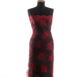 Krajka na vzorovém tylu květy malinově červená