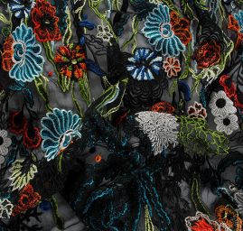 Krajka výšivka na tylu barevné květy černá