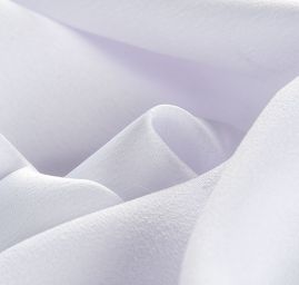 Krepsatén pružný oboustranný matný bílý