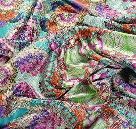 Hedvábný atlas kaleidoskop zelený