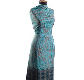 Hedvábný atlas květinový motiv/krajka krémová