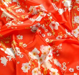 Atlas variace kimono style pnoucí květy/červená