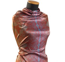 Atlas jemný grafický design motýlci/květy velký