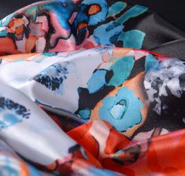 Atlas variace kimono style květy/černá