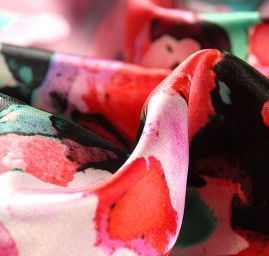 Atlas variace kimono style květy/bílá