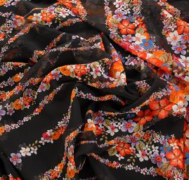 Žoržet variace kimono květy bordura černá