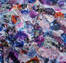 Atlas motiv květinových fragmentů