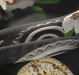 Hedvábný šifon černá