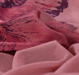 Žoržet motiv velkých květů růžová