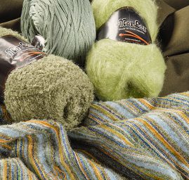 Kostýmová látka buklé vlna směs zelený melír