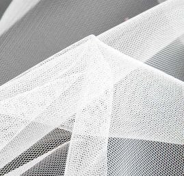 Tyl šatový slonová kost široký 280cm