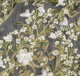 Krajka květinová výšivka na tylu s aplikací květů