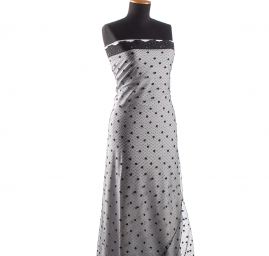 Tylová síť s výšivkou puntíků a krajkou černá