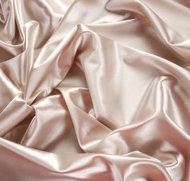 Satén pružný pudrový tělový