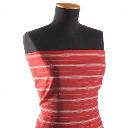 Šatová látka plastický vzor proužků červená