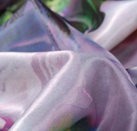 Satén fantázie vo farbách zelenej / pastel fialové