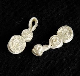 Japonské zapínání "knoflík" šnek slonová kost