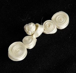 Japonské zapínání "knoflík" šnek slonová kost