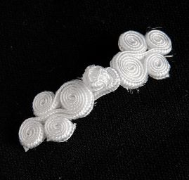 Japonské zapínání "knoflík" bílé ornament malé