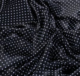 Pružný satén motiv puntíků bílá/černá